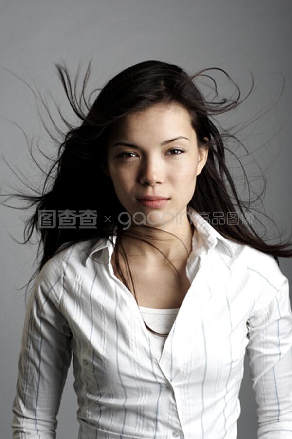优酷直艾米 情欲惊悚